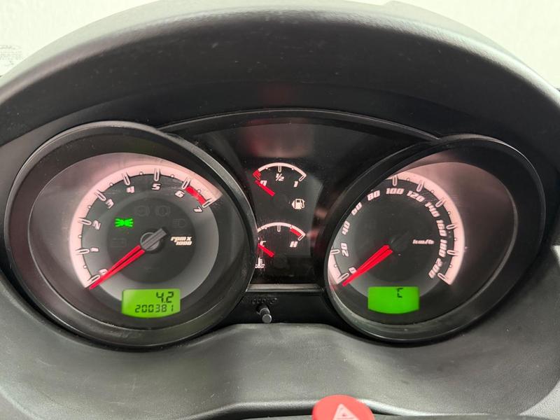 Ford Fiesta 1.6 Flex - foto 9