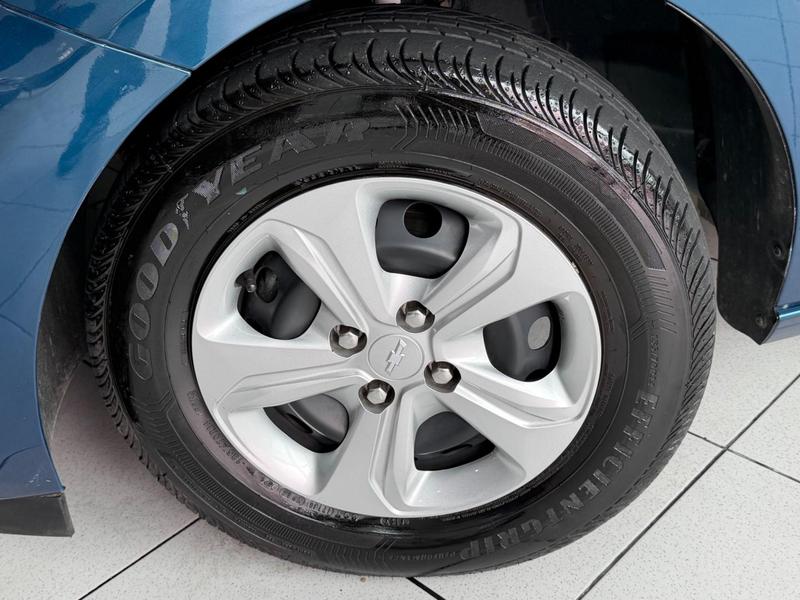 Chevrolet Onix 10mt Hb - foto 7
