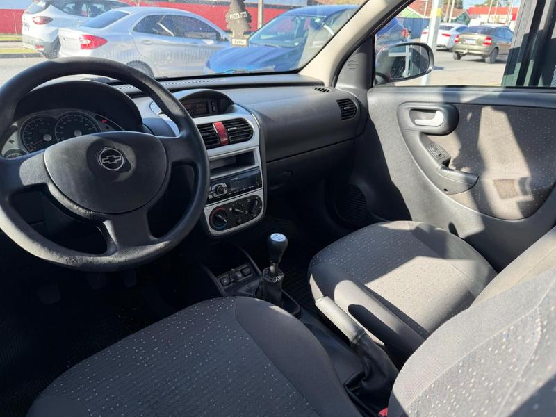 Chevrolet Corsa Hatch Premium - foto 7
