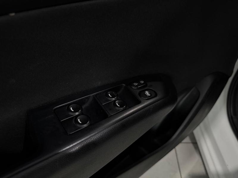 Hyundai HB20 1.0 Confort Plus - foto 13