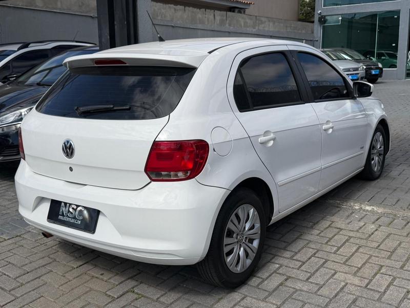 Volkswagen Gol 1.0 - foto 2