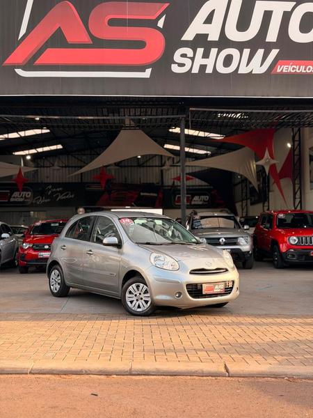 Nissan March 2014 à venda