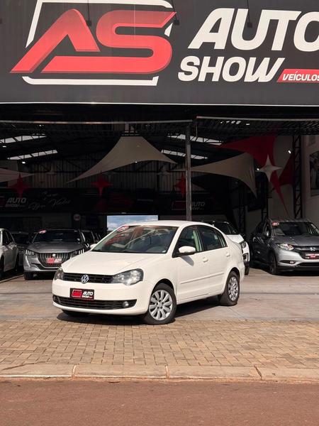 Volkswagen Polo Sedan 1.6 8V - foto 2