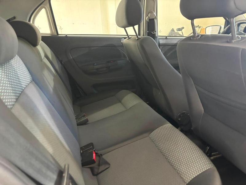 Volkswagen Gol 1.0 - foto 9