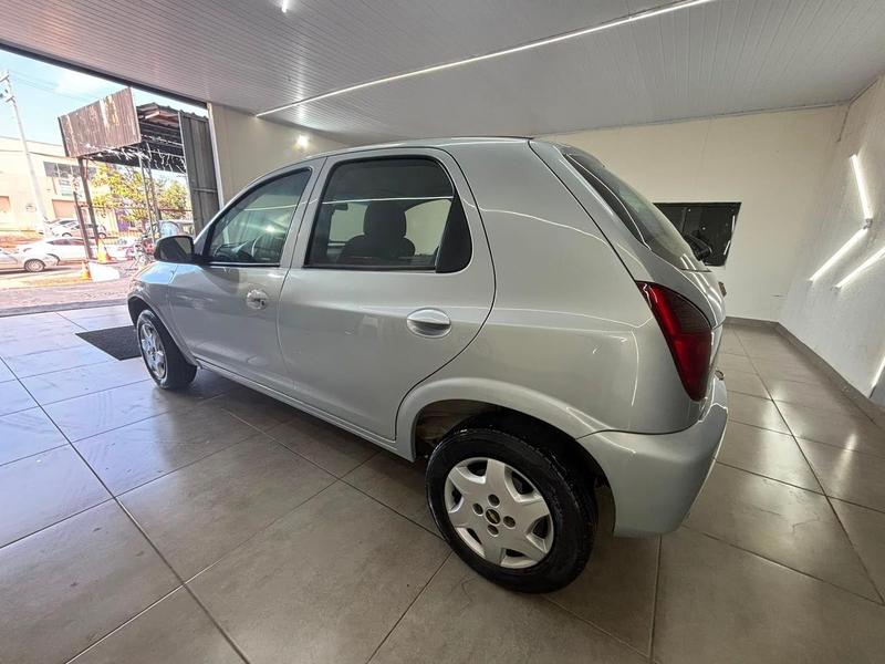 Chevrolet Celta 10l LT - foto 3