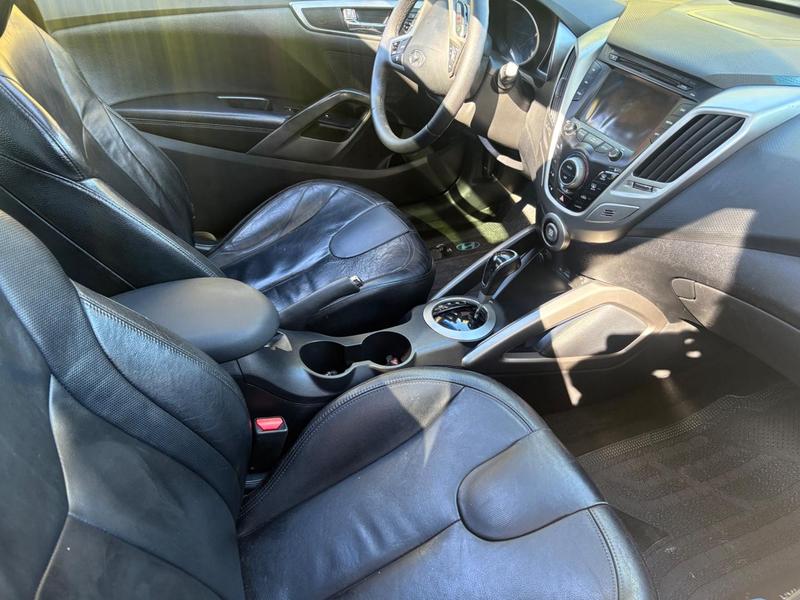 Hyundai Veloster - foto 8