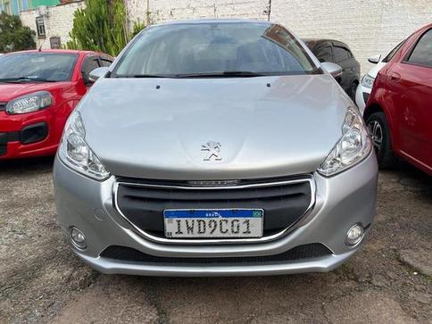 PEUGEOT 208 ALLURE