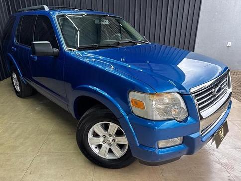 FORD EXPLORER XLT 4X2