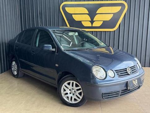 VOLKSWAGEN POLO SEDAN 1.6