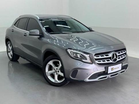 MERCEDES-BENZ GLA200FF