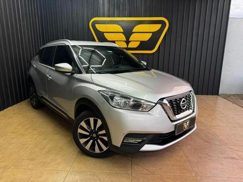 NISSAN KICKS SV CVT