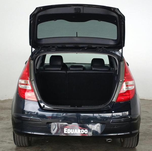 Hyundai i30 2.0 - foto 6