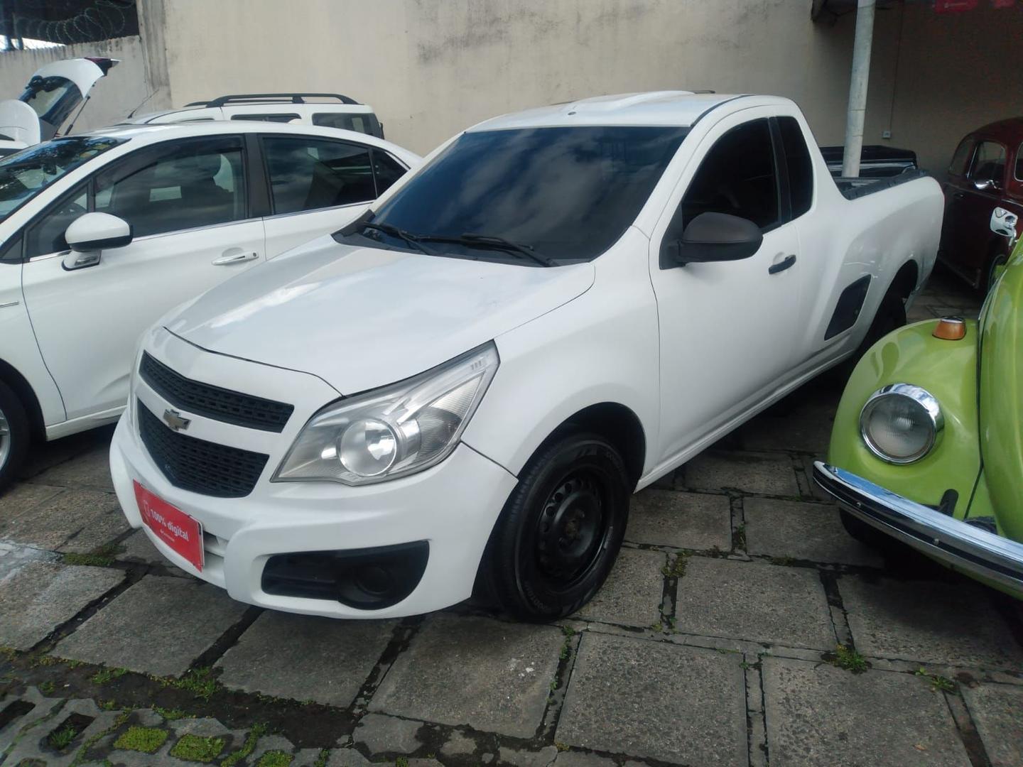 Foto de CHEVROLET MONTANA LS 2015