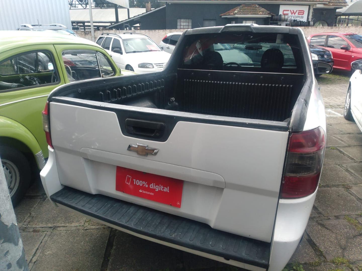 Foto de CHEVROLET MONTANA LS 2015