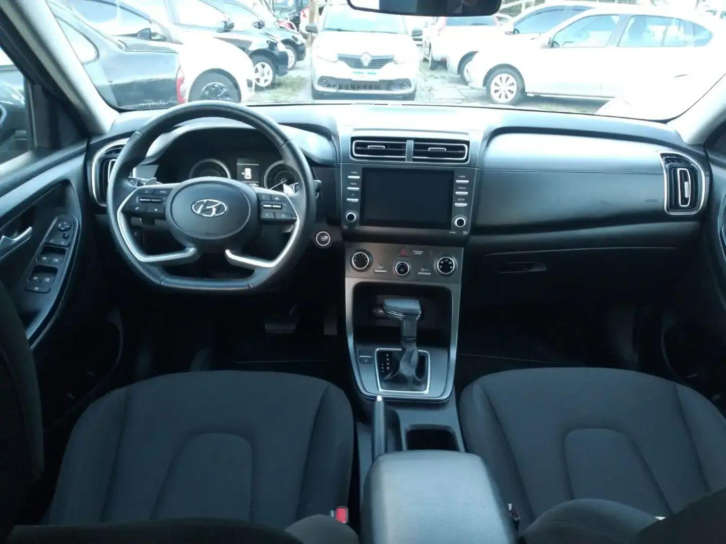 Foto de HYUNDAI CRETA1TA COMFORT 2025