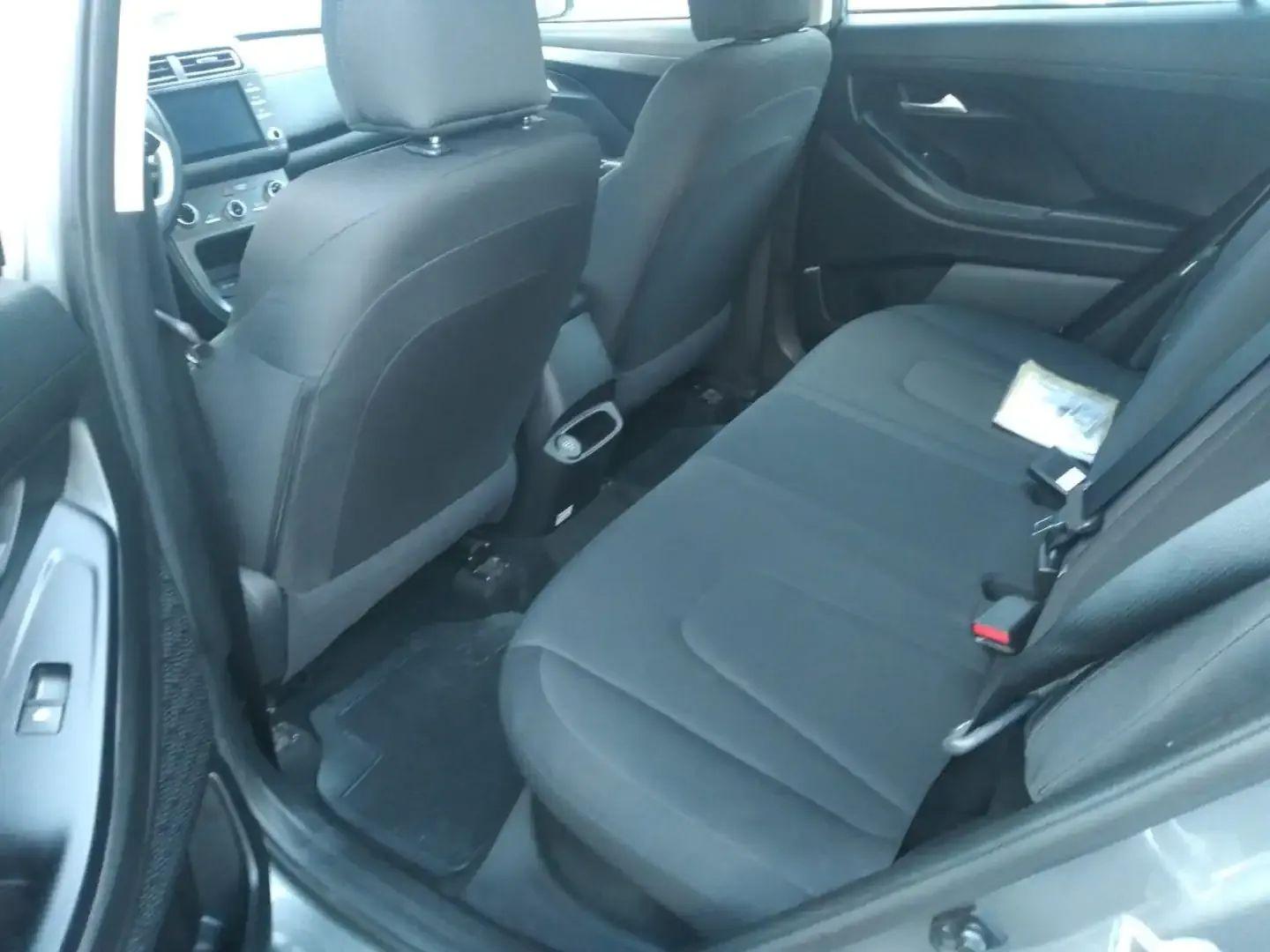 Foto de HYUNDAI CRETA1TA COMFORT 2025