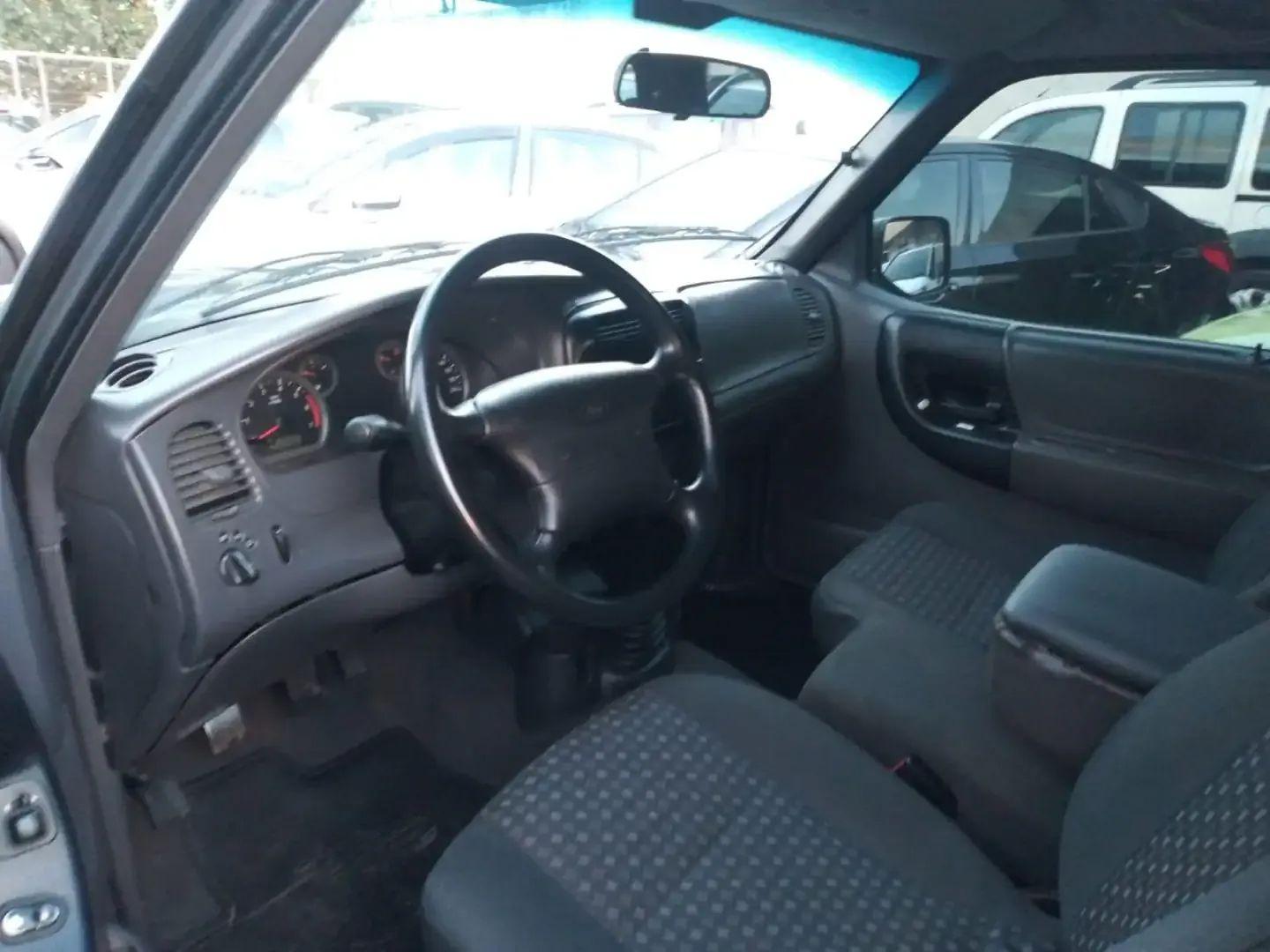 Foto de FORD RANGER XLS 12A 2008