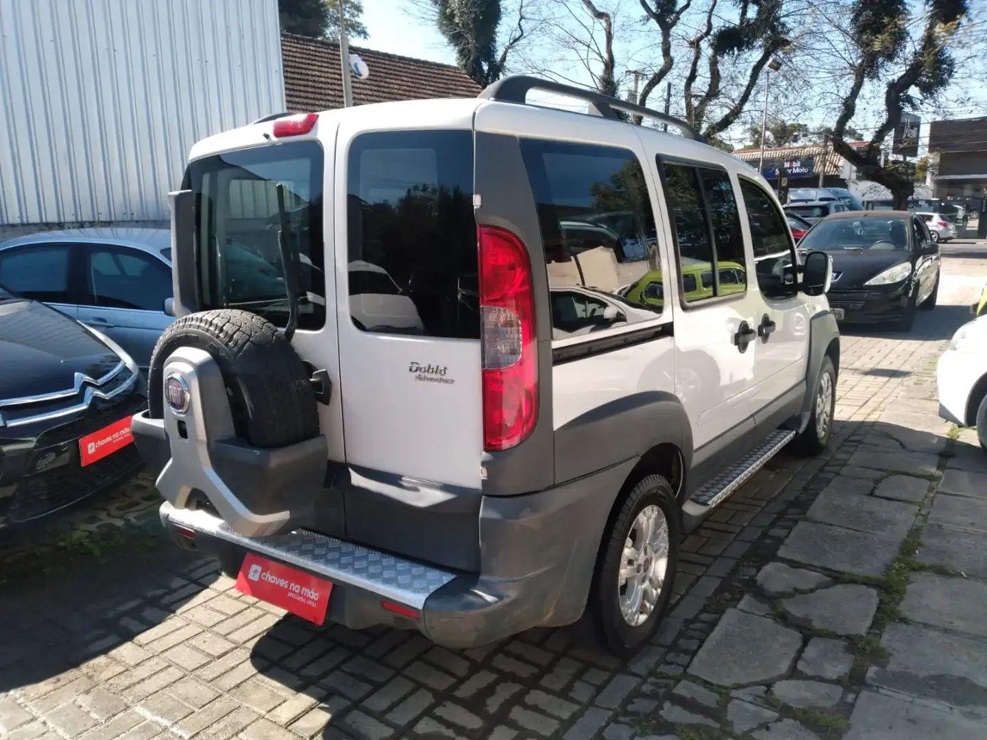 Foto de FIAT DOBLO ADV 1.8 FLEX 2012