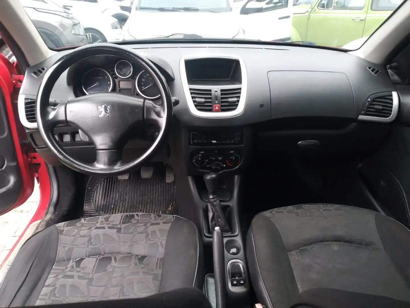 Foto de PEUGEOT 207HB XR 2011