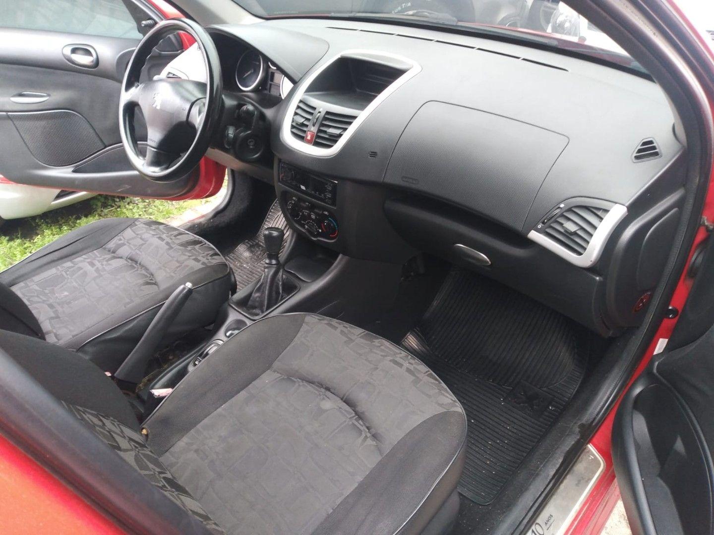 Foto de PEUGEOT 207HB XR 2011