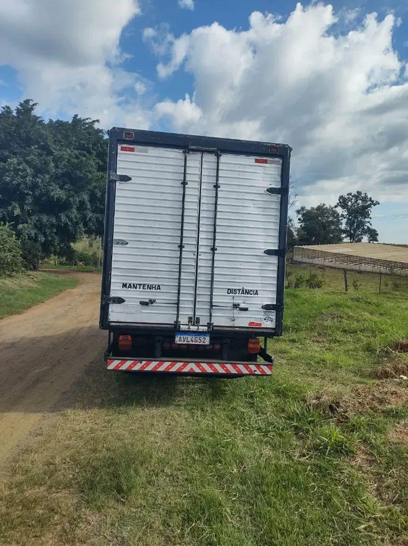 Foto de FORD F350 G 2011