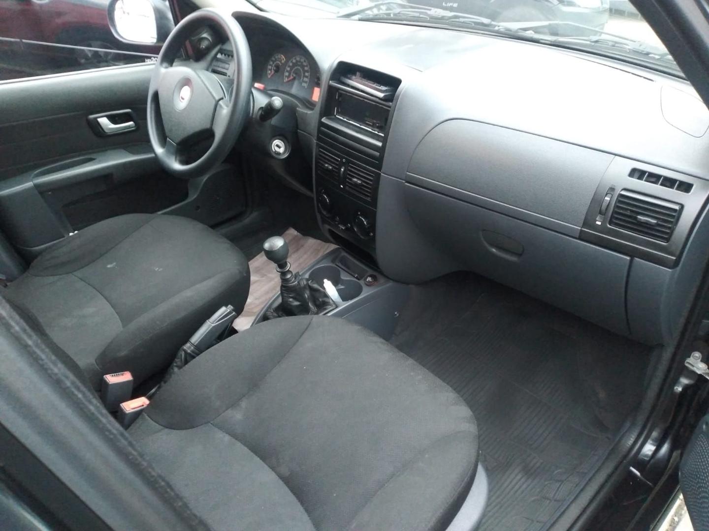 Foto de FIAT SIENA EL FLEX 2011