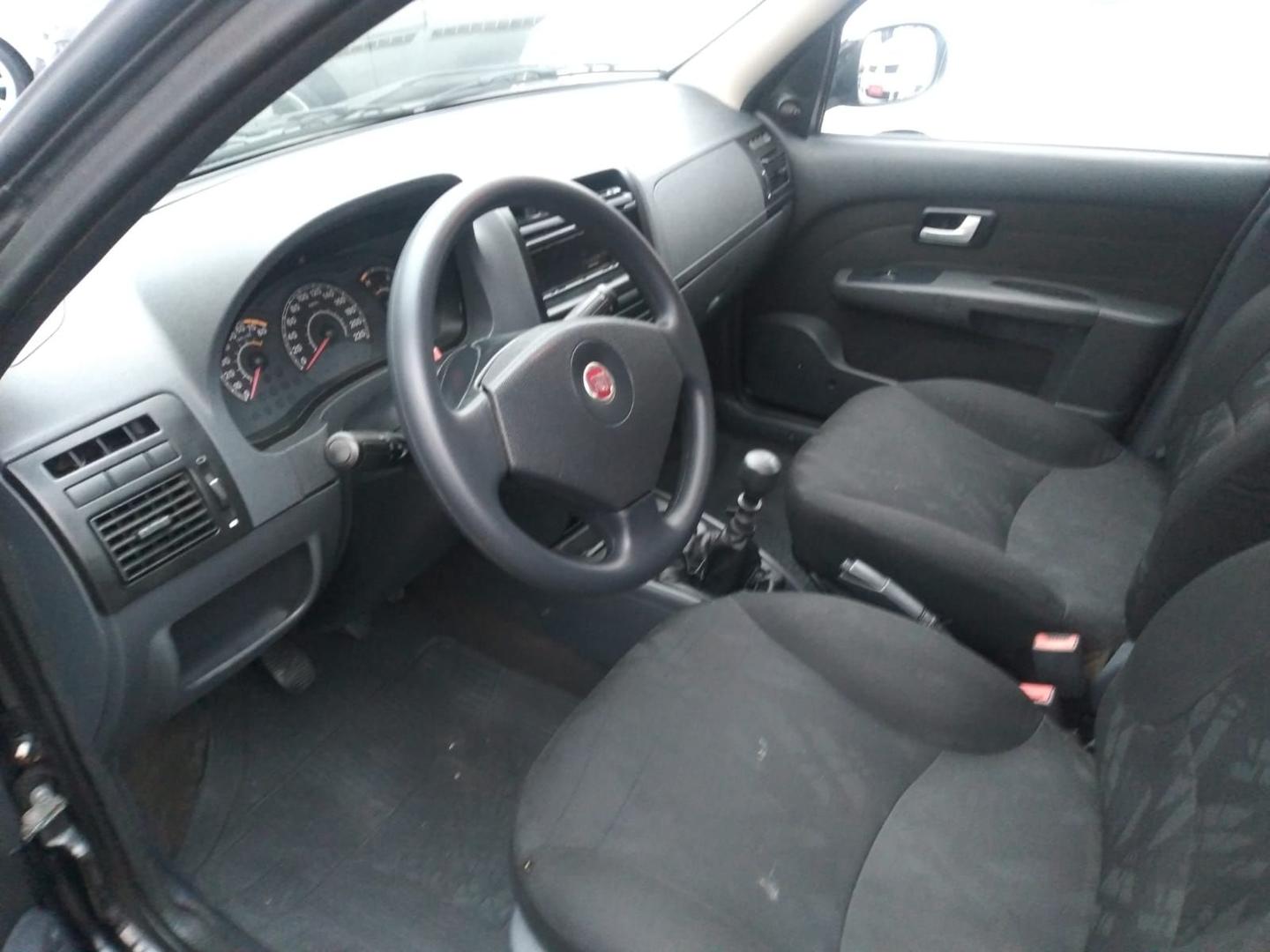 Foto de FIAT SIENA EL FLEX 2011