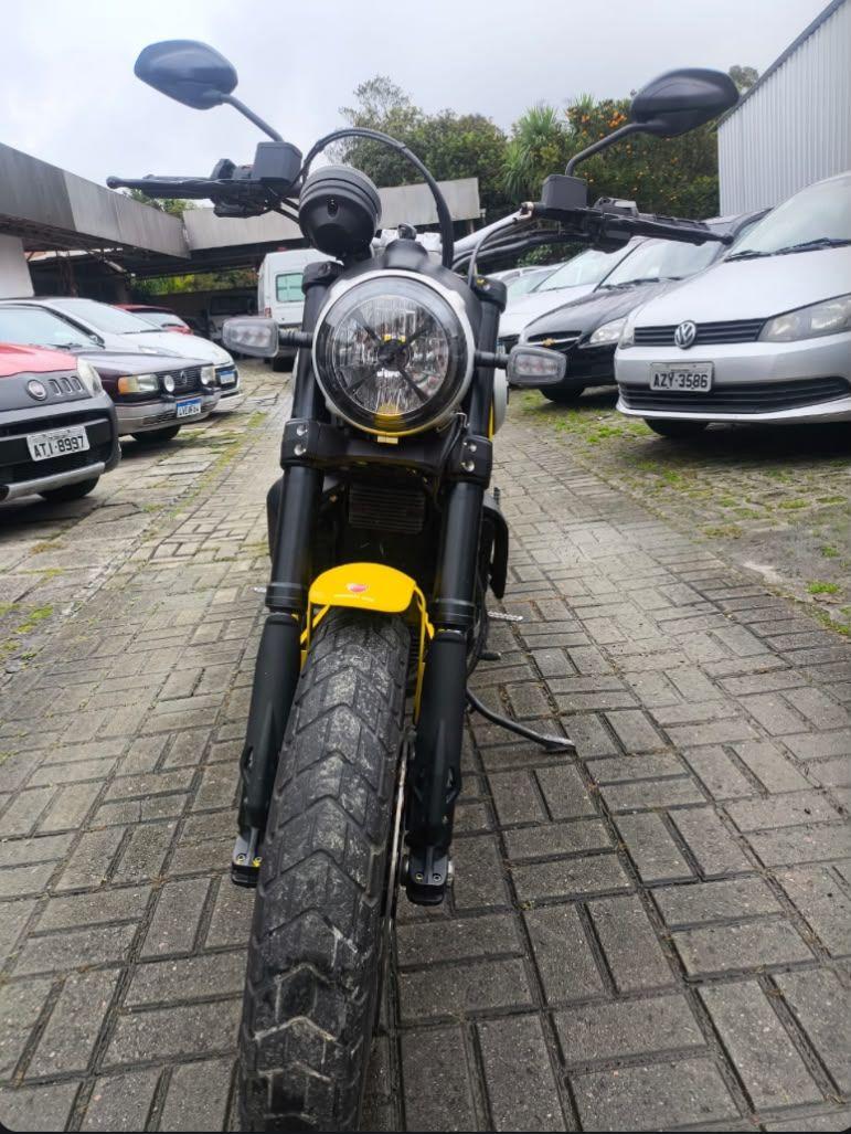 Foto de DUCATI DUCATSCRAMBLER 2021