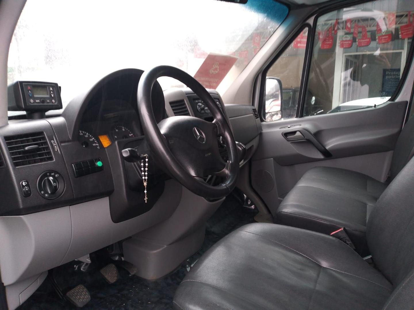 Foto de MERCEDES-BENZ 415CDISPRINTERM 2019