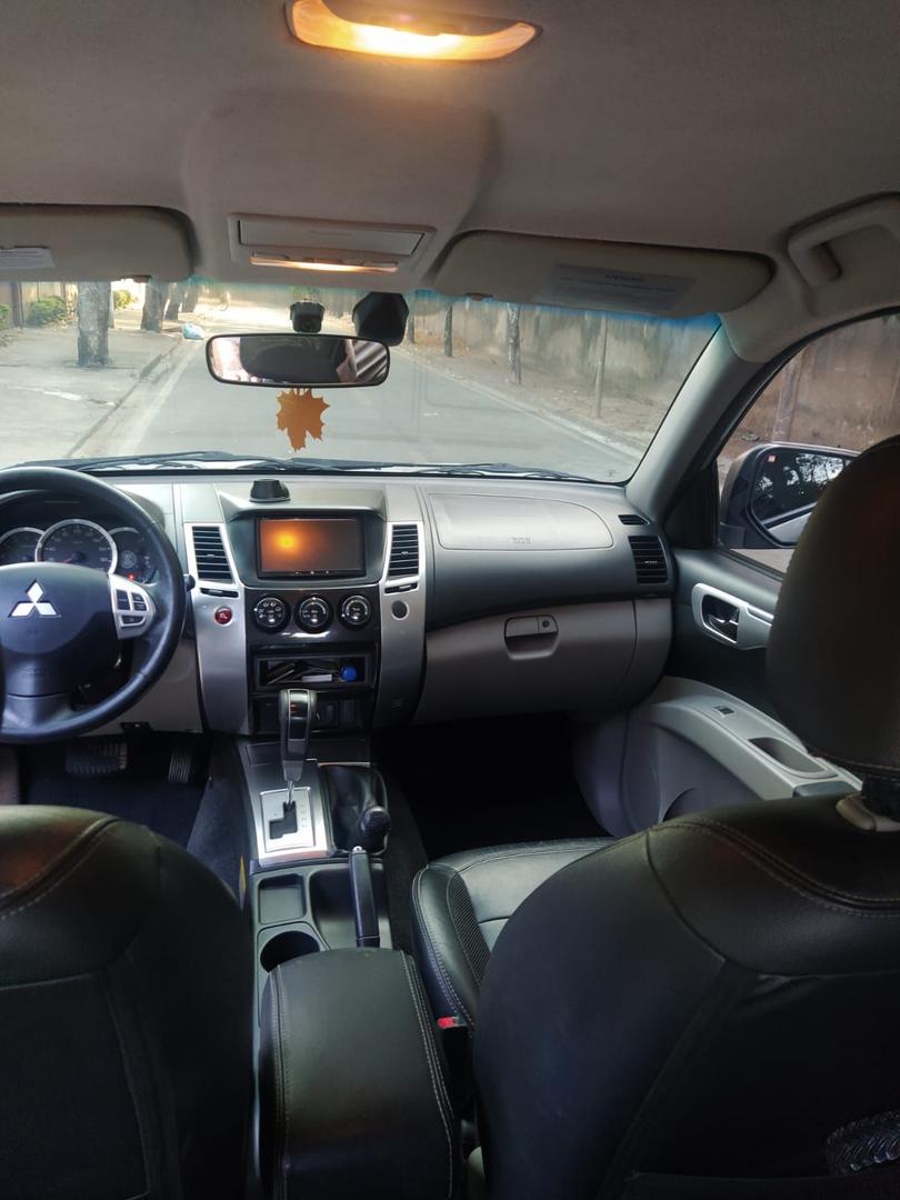 Foto de MITSUBISHI PAJERO DAKAR D 2012