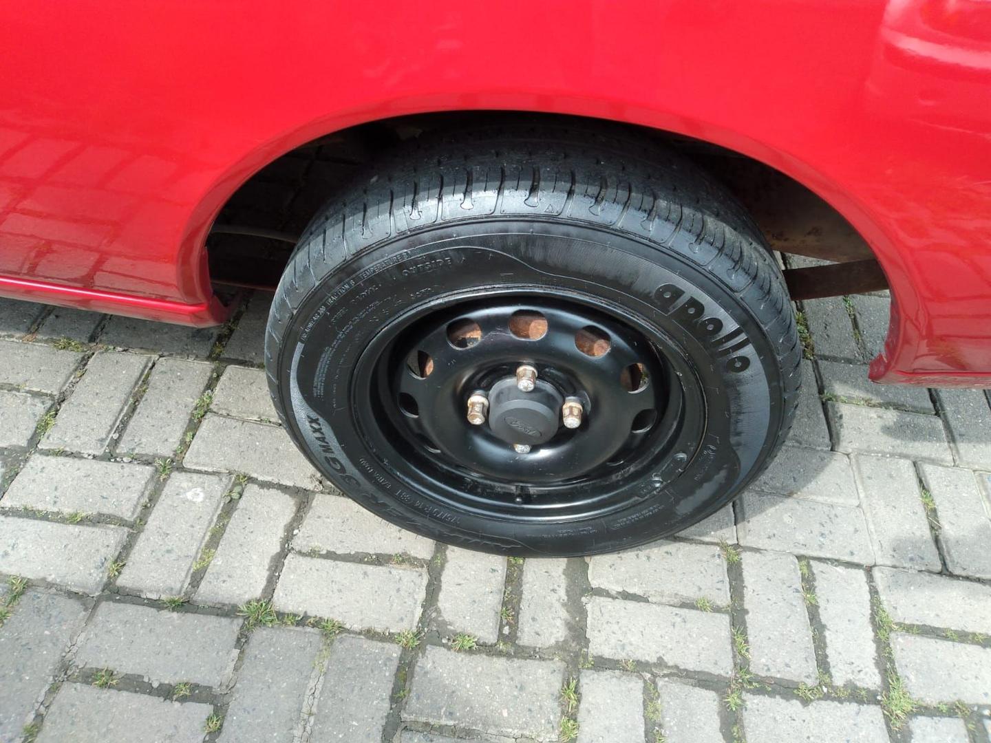 Foto de FORD COURIER L 1.6 FLEX 2010