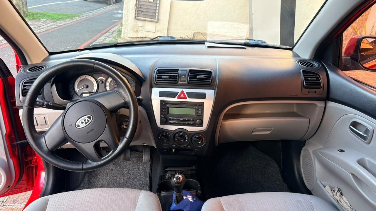Foto de KIA PICANTO EX3 1.0L 2011