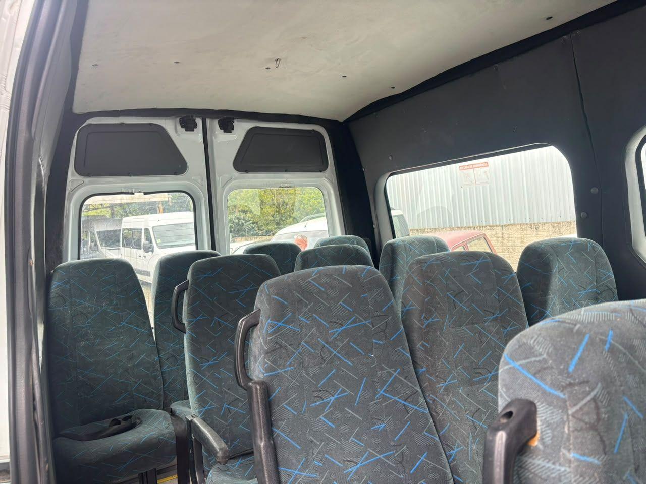 Foto de RENAULT MASTER 2.3 DCI EXECUTIVE 16L LONGO 2015