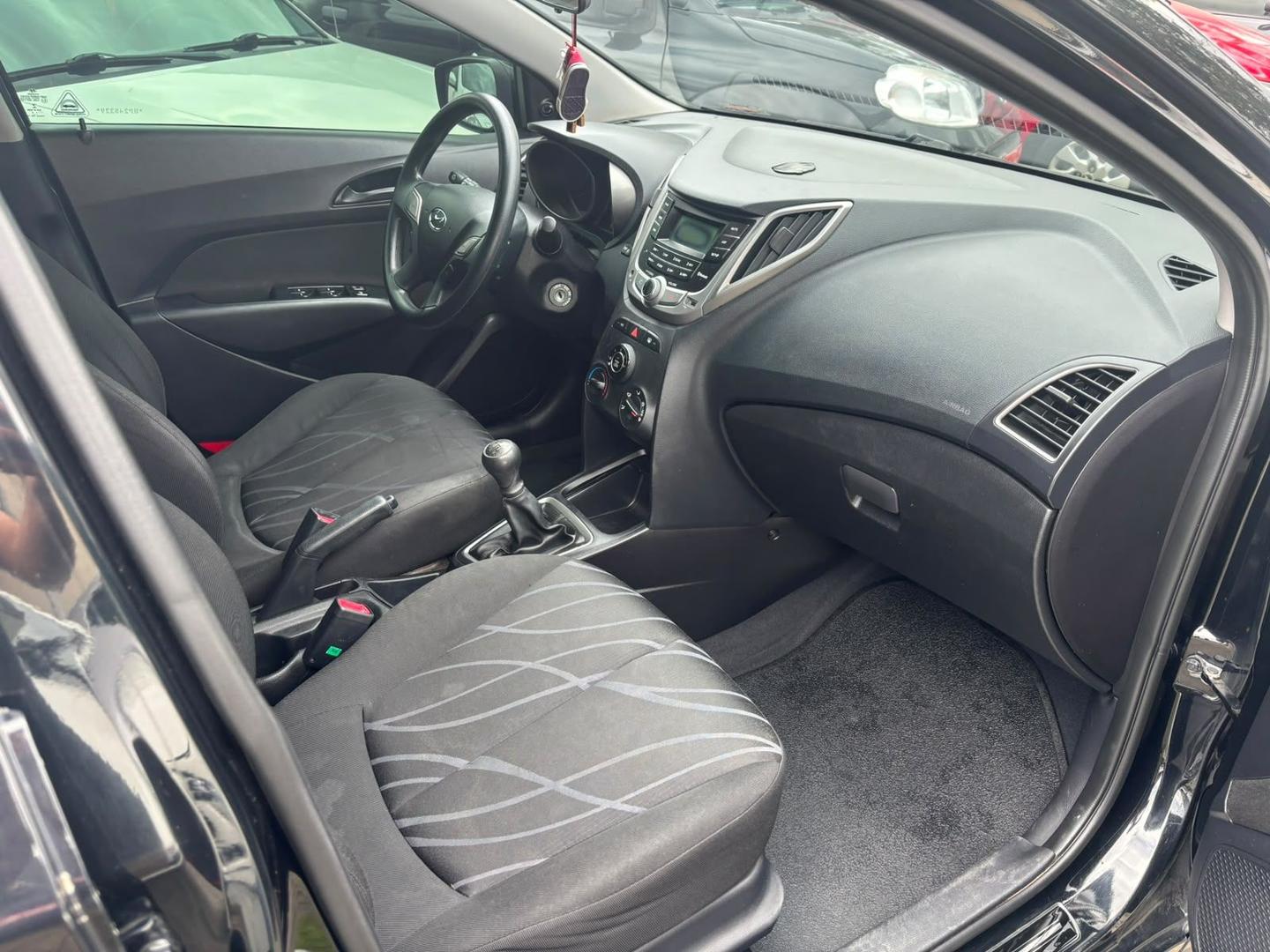 Foto de HYUNDAI HB20 1.0 COMFORT 2014