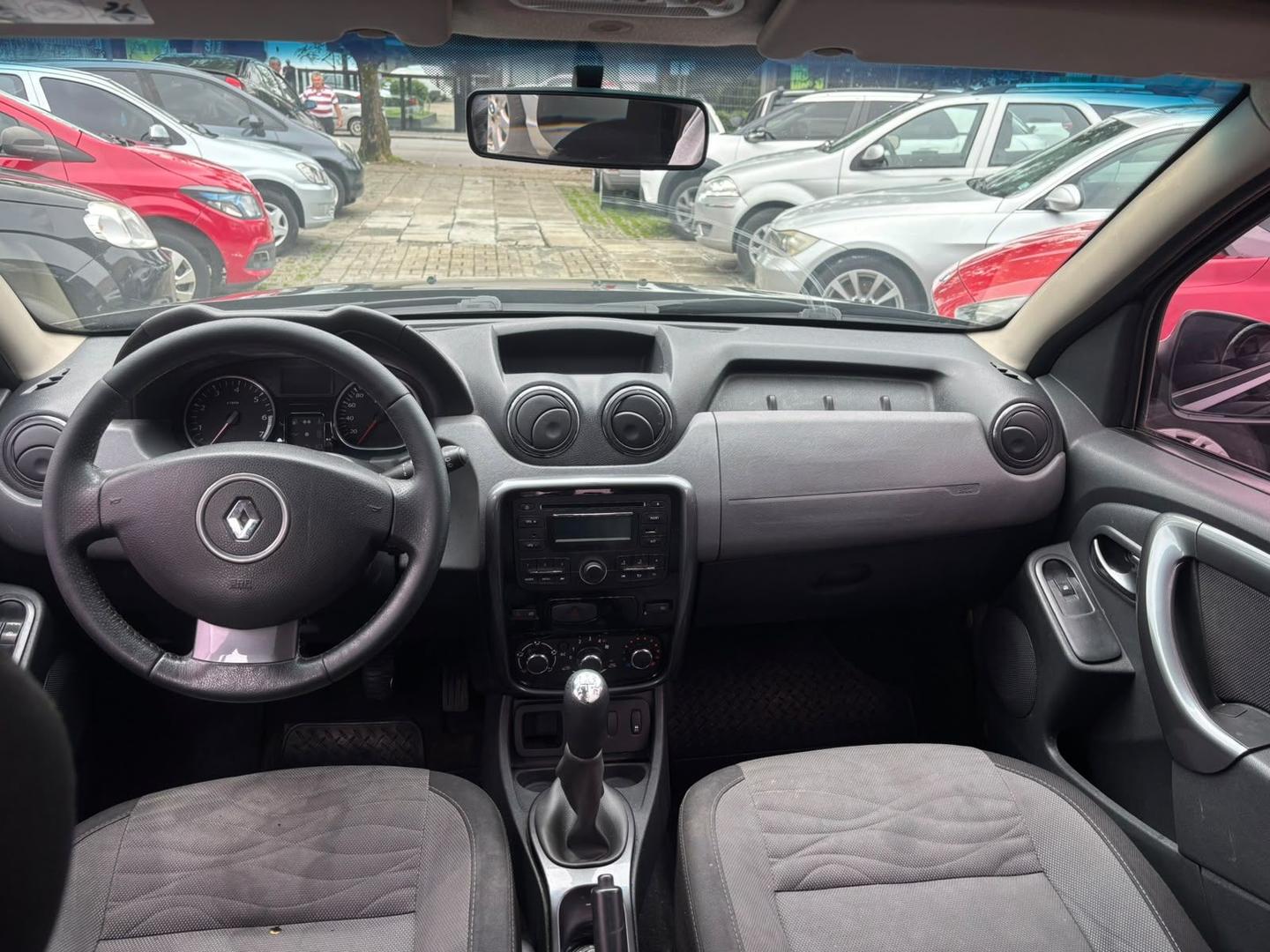 Foto de RENAULT DUSTER 16 D 4X2 2014