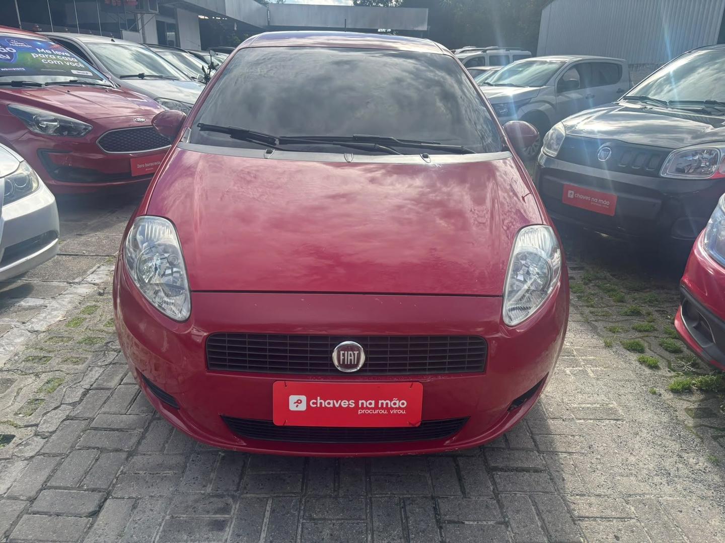 Foto de FIAT PUNTO ATTRACTIVE 2011
