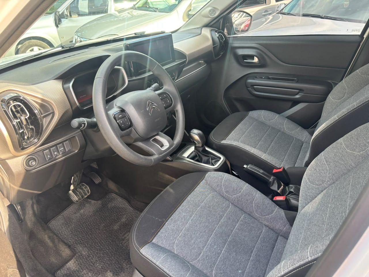 Foto de CITROEN BASALT FEEL 1.0 FLEX TB 200 5P AUT 2025