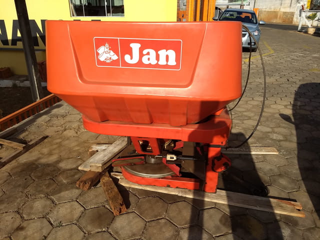 JAN LANCER 1.350 2008
