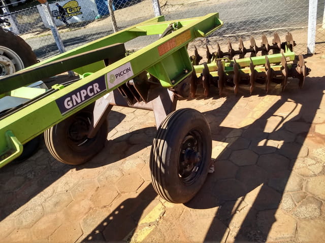 PICCIN GRADE NIVELADORA 2020