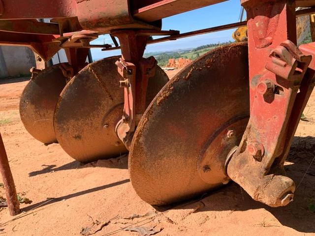 MASSEY FERGUSON ARADO 3 DISCOS