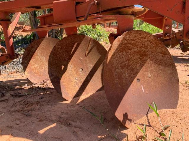 MASSEY FERGUSON ARADO 3 DISCOS