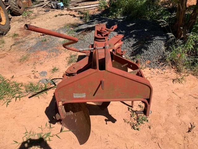 MASSEY FERGUSON ARADO 3 DISCOS