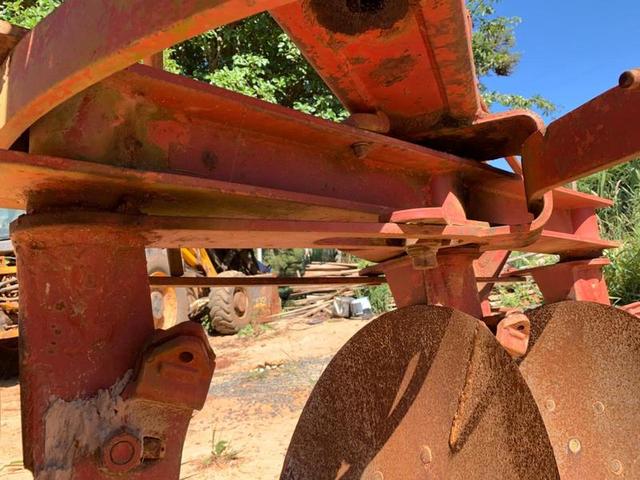 MASSEY FERGUSON ARADO 3 DISCOS