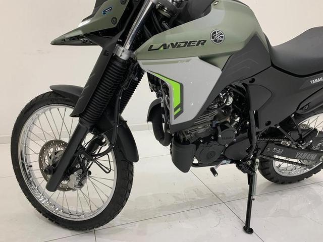 YAMAHA XTZ 250 LANDER 2025
