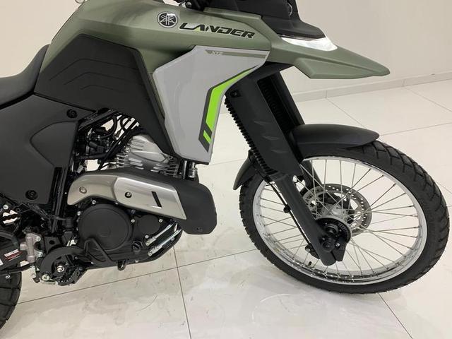 YAMAHA XTZ 250 LANDER 2025