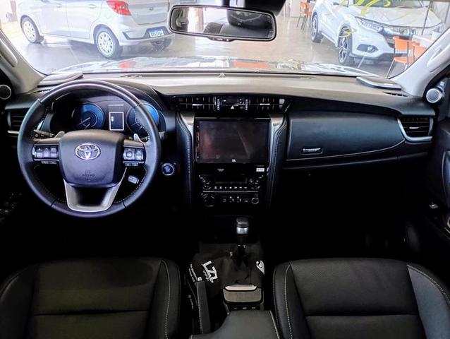 TOYOTA HILUX SWSRXA4RD 2024