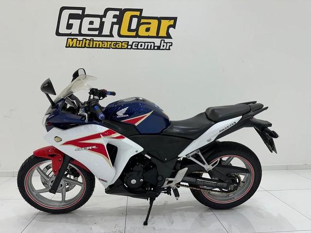 HONDA CBR 250 R 2012