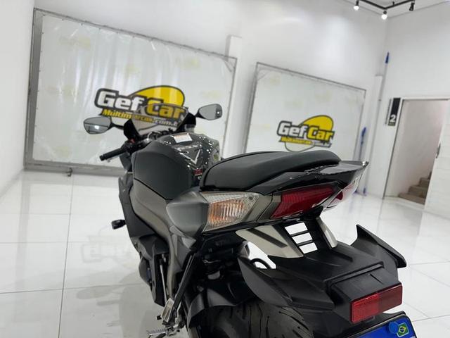 SUZUKI GSXR1000 2013