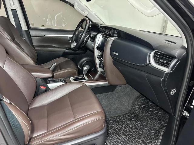 TOYOTA HILUX SWSRXA4FD 2019