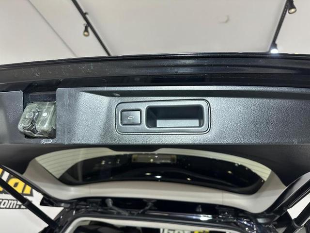 TOYOTA HILUX SWSRXA4FD 2019